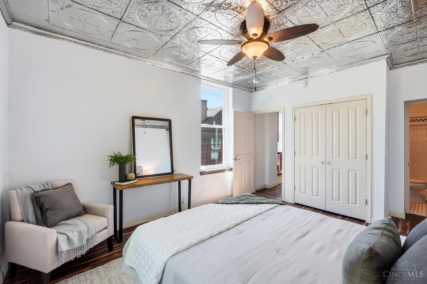 1810 Walker Street, Cincinnati, OH, 45202 — photo 58