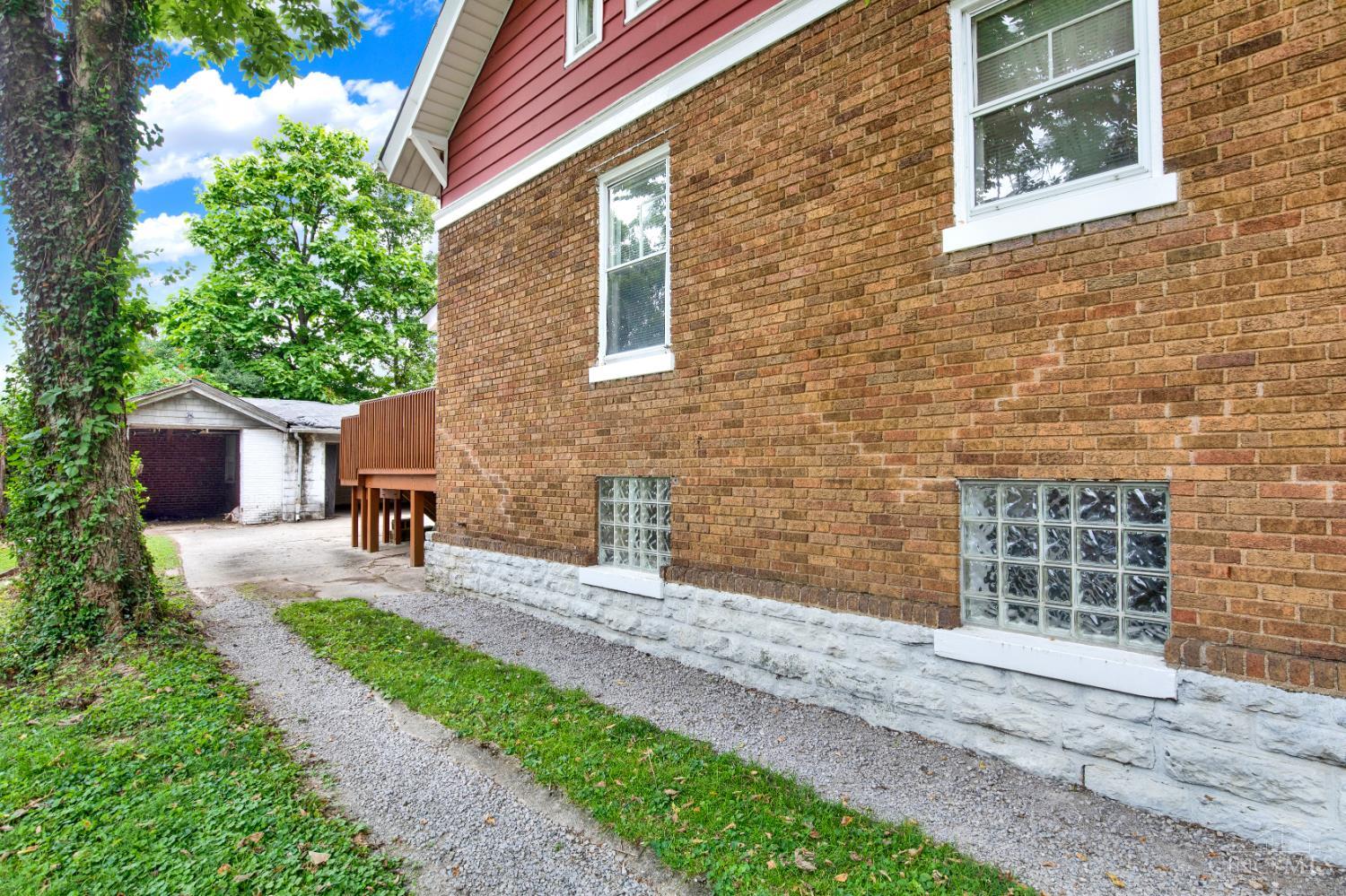 5th image of 1504 Aster Pl, Cincinnati, OH 45224 | MLS# 1890736