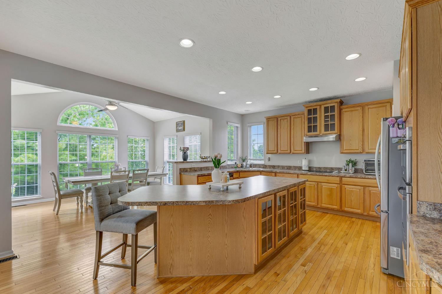5170 Poets Way, Liberty Twp, OH, 45011 — photo 10