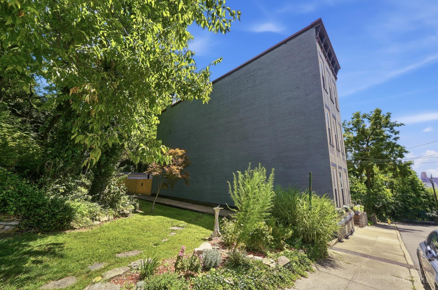 1810 Walker Street, Cincinnati, OH, 45202 — photo 65