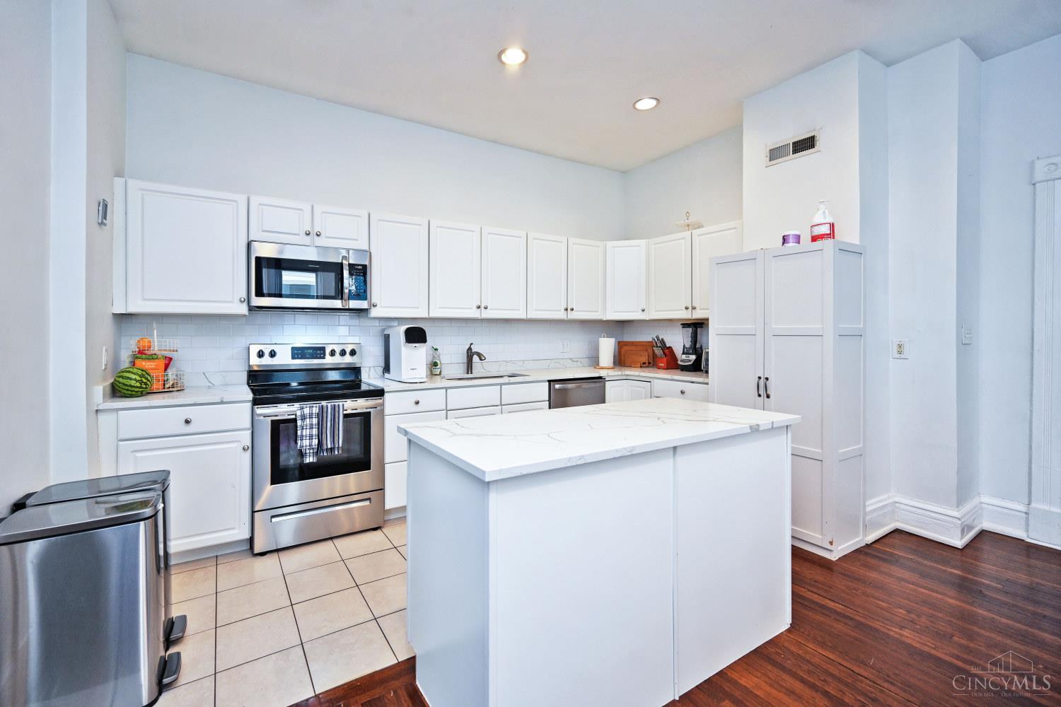1730 Fairfax Avenue, Cincinnati, OH, 45207 — photo 10