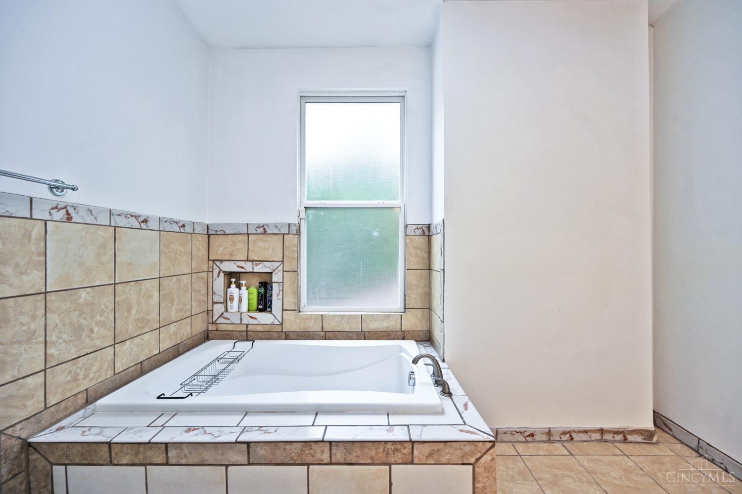 1730 Fairfax Avenue, Cincinnati, OH, 45207 — photo 27