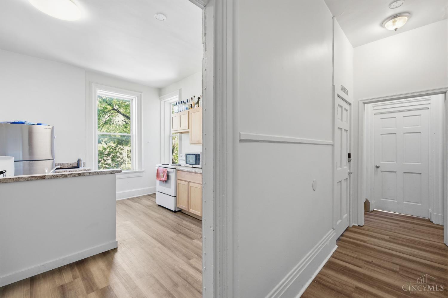 215 Warner Street, Cincinnati, OH, 45219 — photo 56