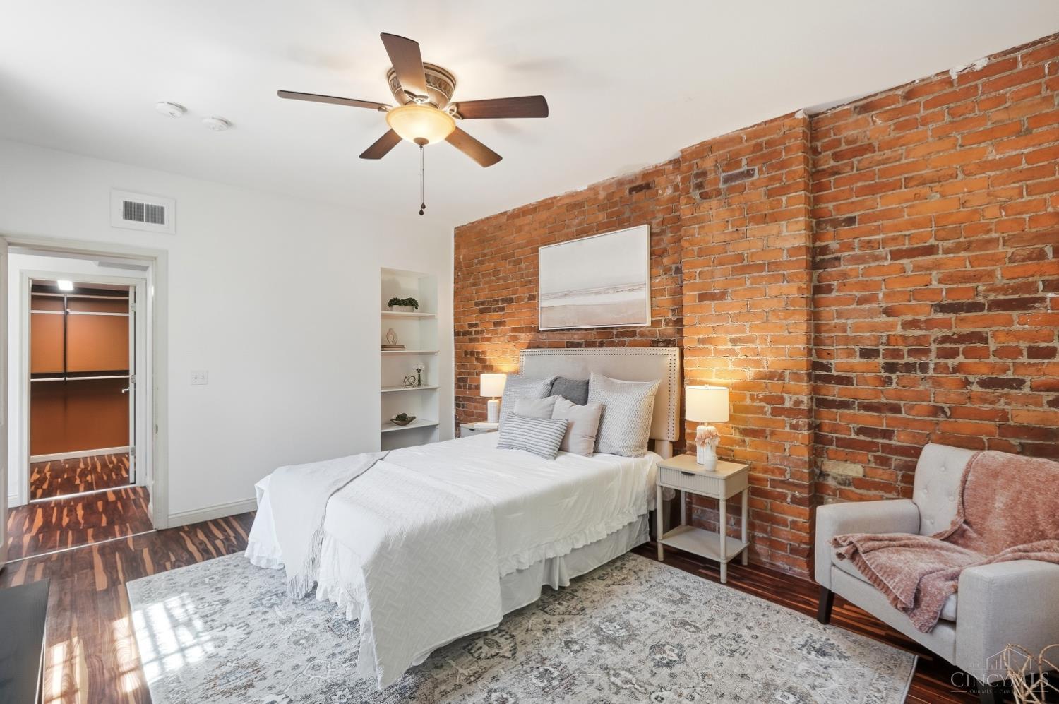 1810 Walker Street, Cincinnati, OH, 45202 — photo 31