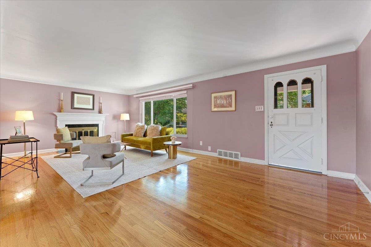5th image of 3010 Irvella Pl, Cincinnati, OH 45238 | MLS# 1891207