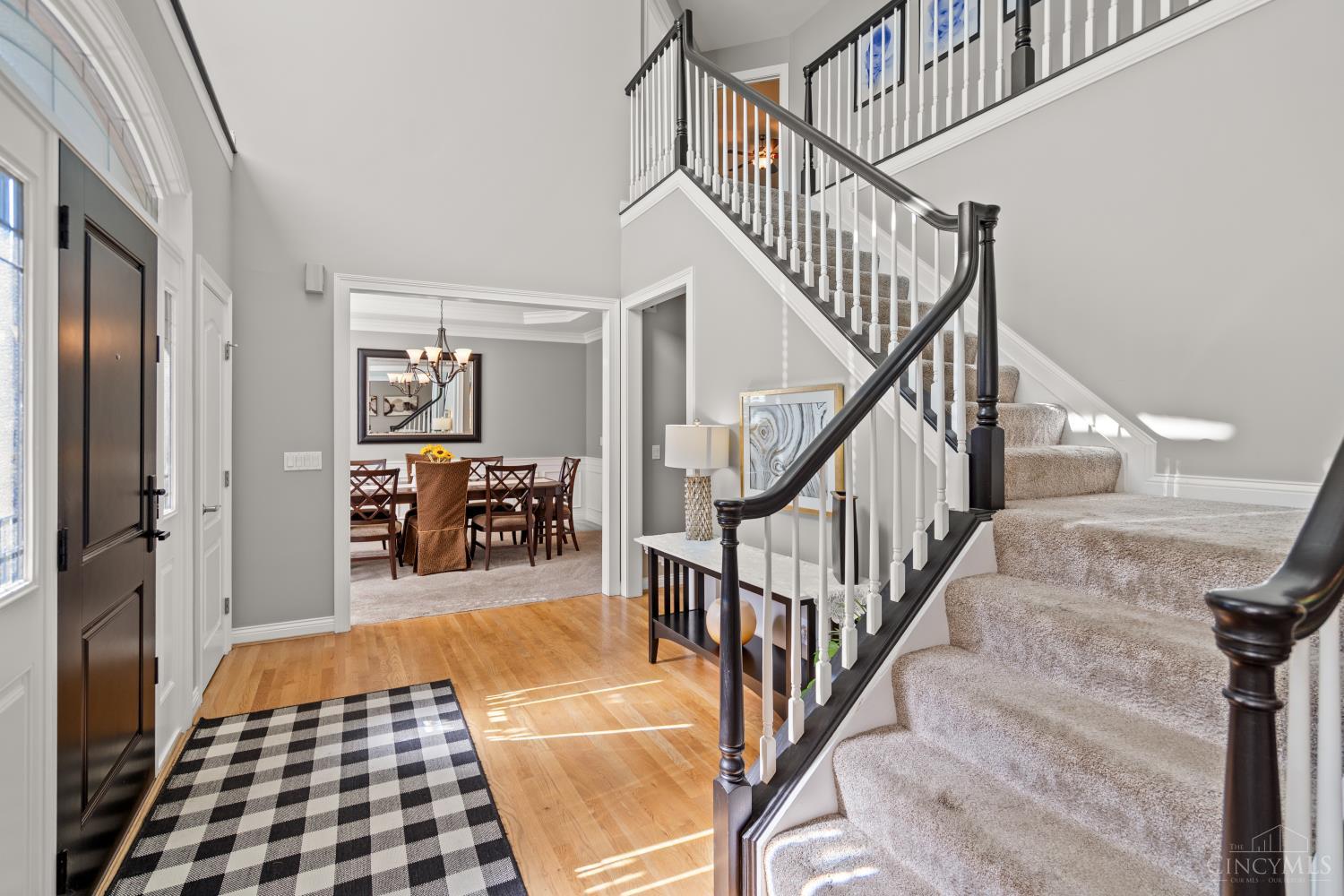 3rd image of 2077 Anderson Cove Ln, Anderson Twp, OH 45244 | MLS# 1891147