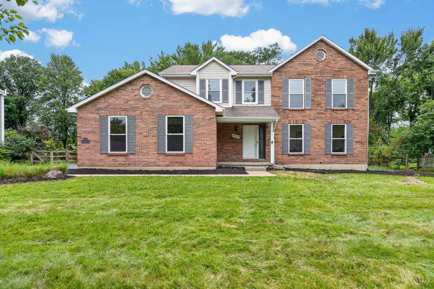 4th image of 3200 Shadow Ridge Dr, Loveland, OH 45140 | MLS# 1891039