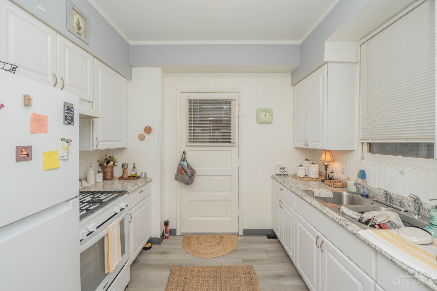 1063 Winfield Avenue, Cincinnati, OH, 45205 — photo 11