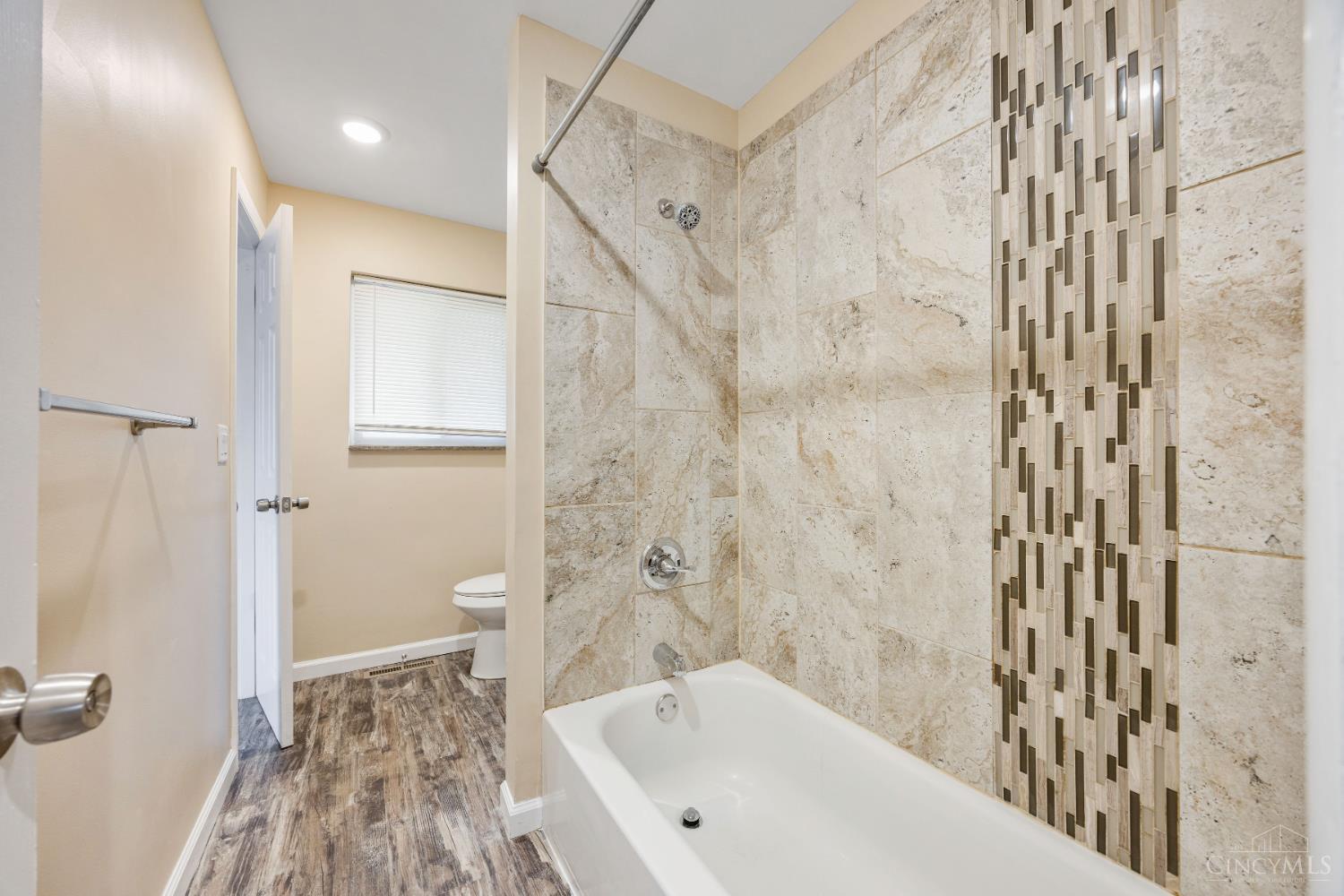 1081 Prairie Avenue, Lincoln Heights, OH, 45215 — photo 12