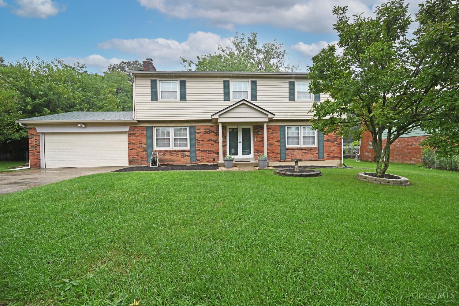 1st image of 12012 Cantrell Dr, Springdale, OH 45246 | MLS# 1891109