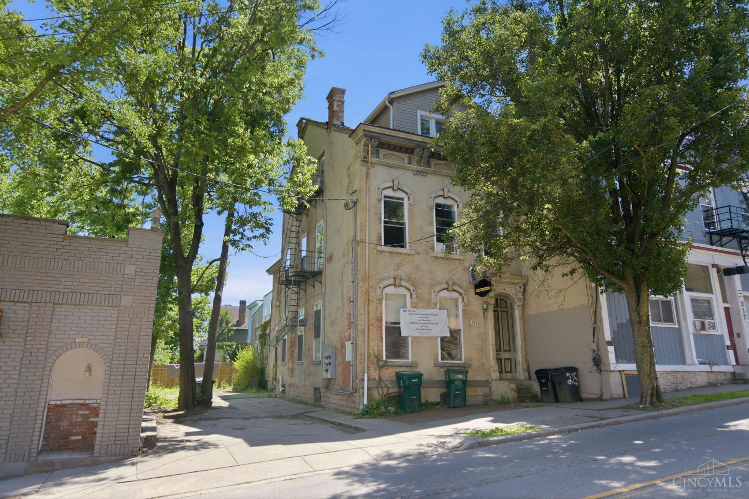 215 Warner Street, Cincinnati, OH, 45219