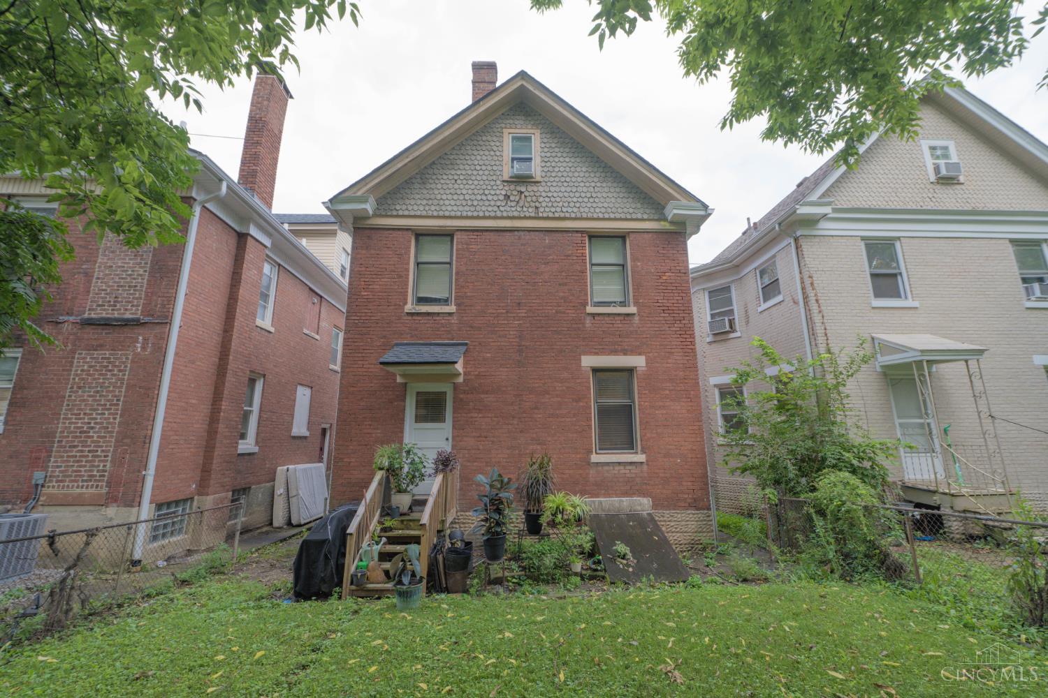 1063 Winfield Avenue, Cincinnati, OH, 45205 — photo 32