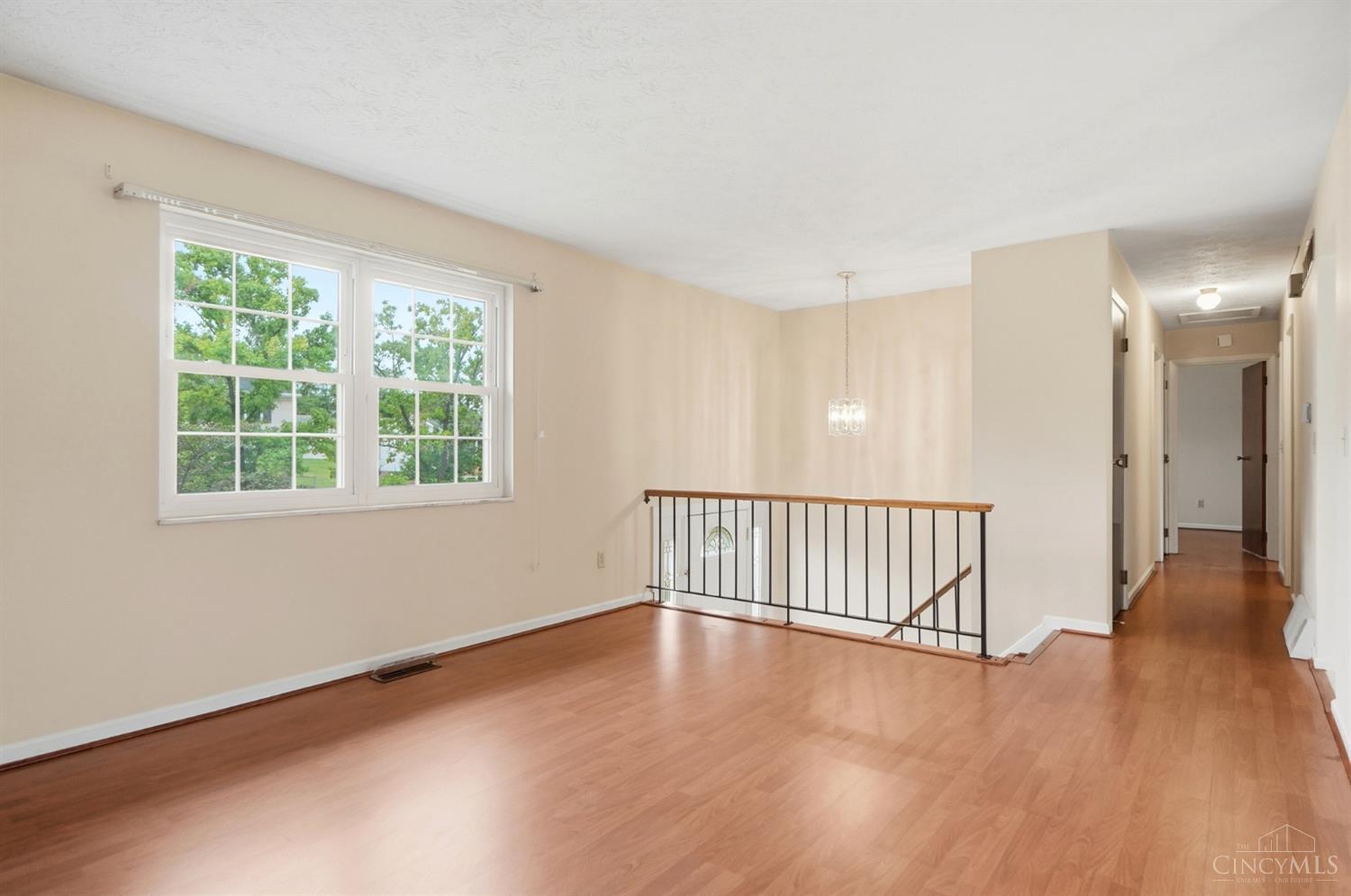 890 Summerfield Lane, Springdale, OH, 45240 — photo 28