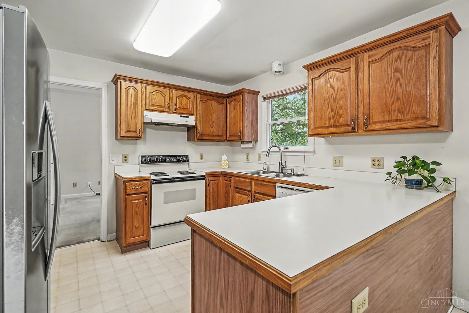 716 Winding Brook Drive, Oxford, OH, 45056 — photo 5