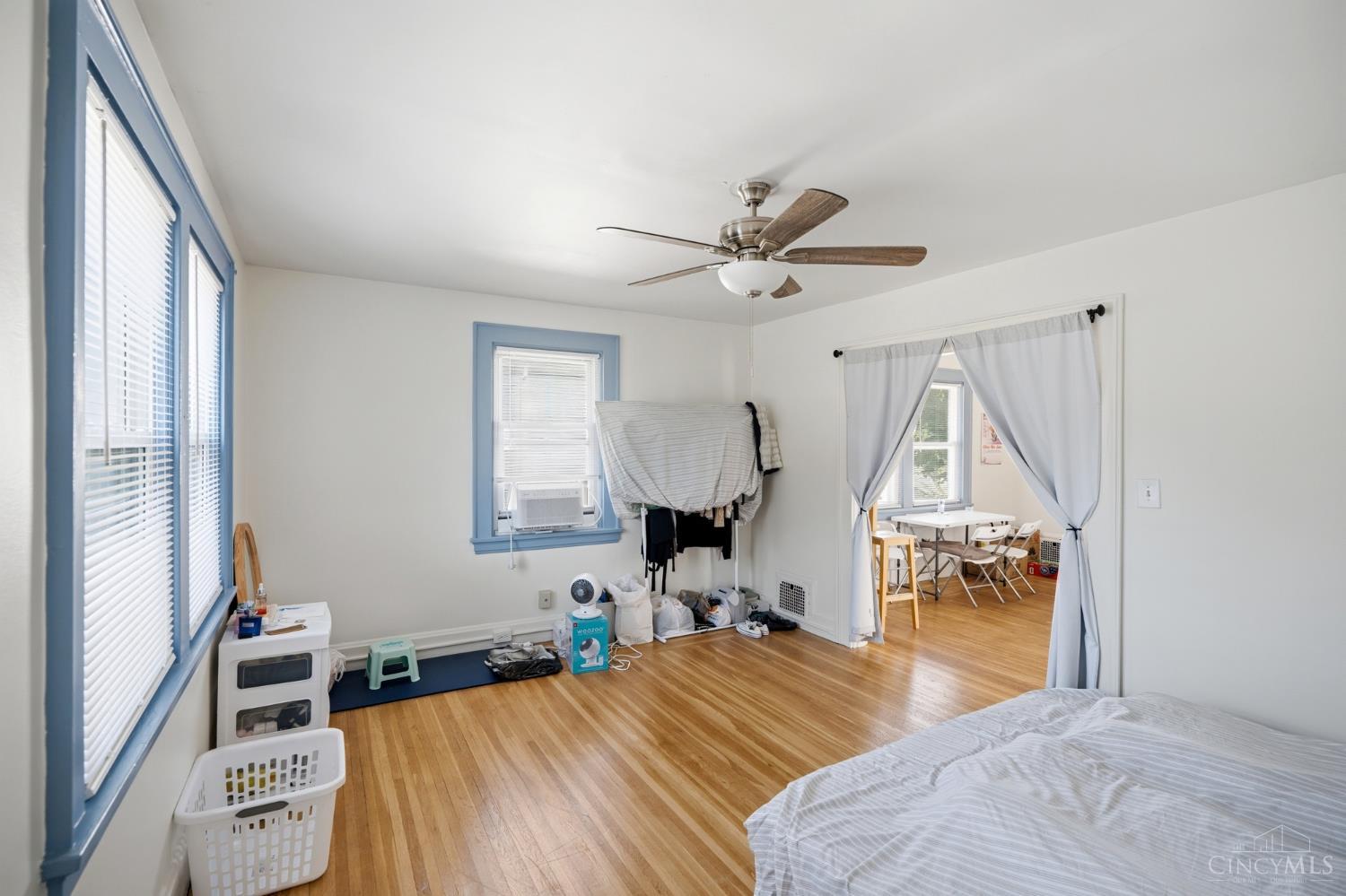 2nd image of 2874 Wasson Rd, Cincinnati, OH 45209