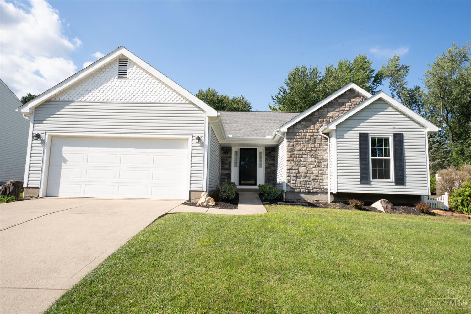 1st image of 718 Fox Creek Ln, Union Twp, OH 45245 | MLS# 1890952