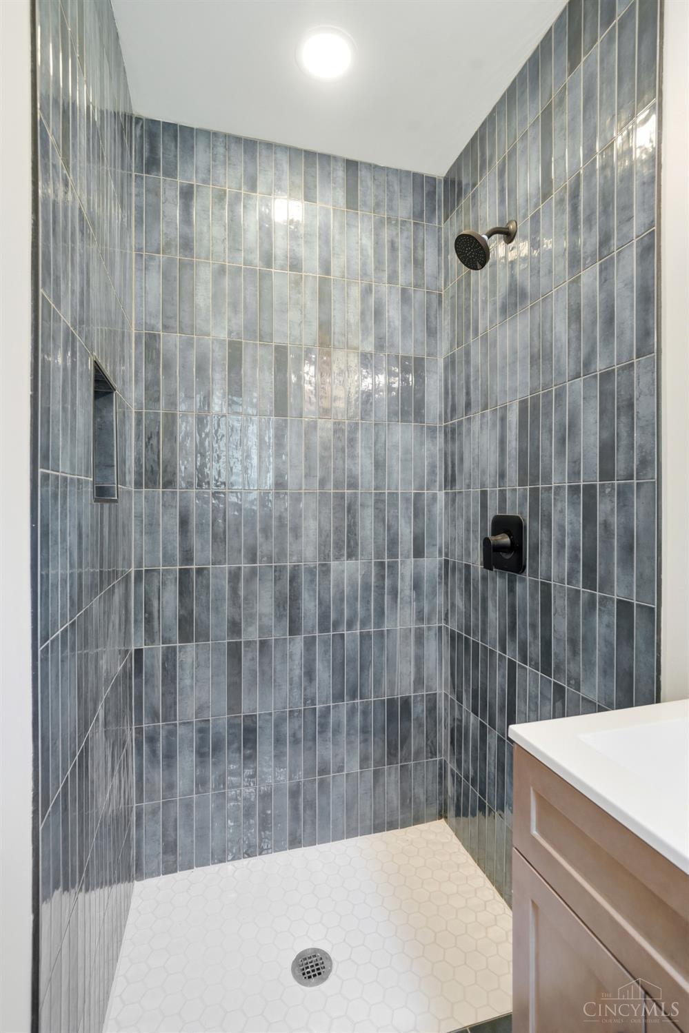 9299 Fidelis Drive, Blue Ash, OH, 45242 — photo 23