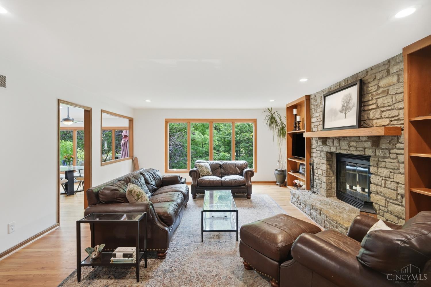 7784 Glen Eden Lane
