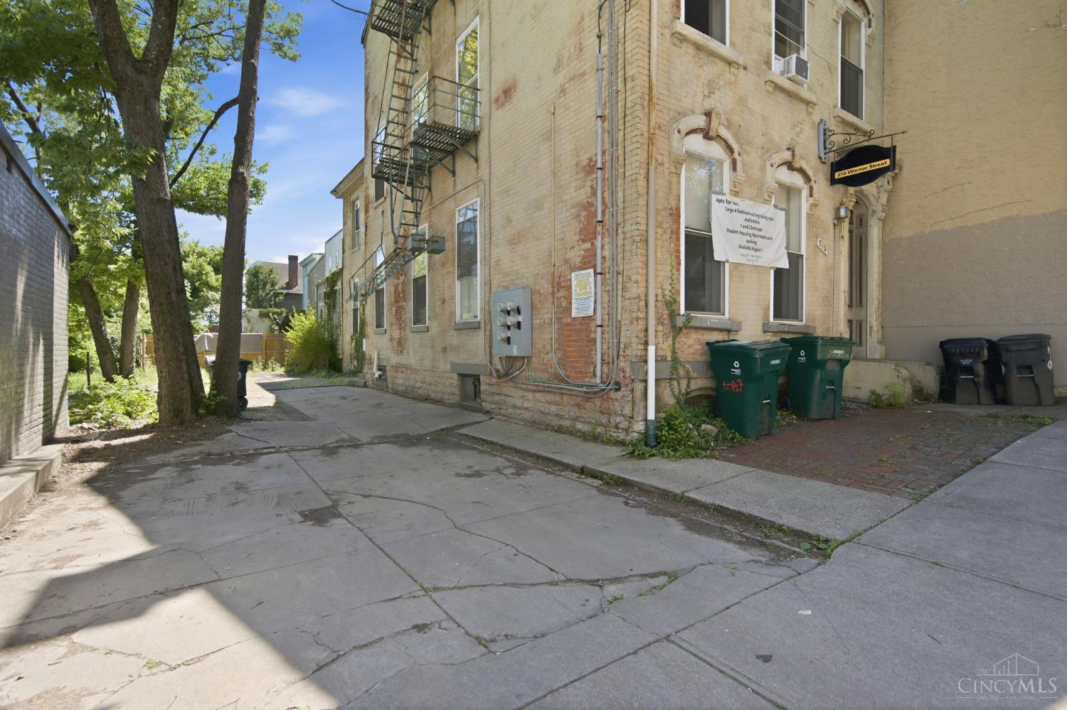 215 Warner Street, Cincinnati, OH, 45219 — photo 13