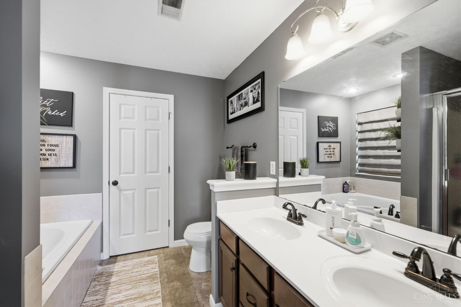 225 George Lewis Court, Harrison, OH, 45030 — photo 17