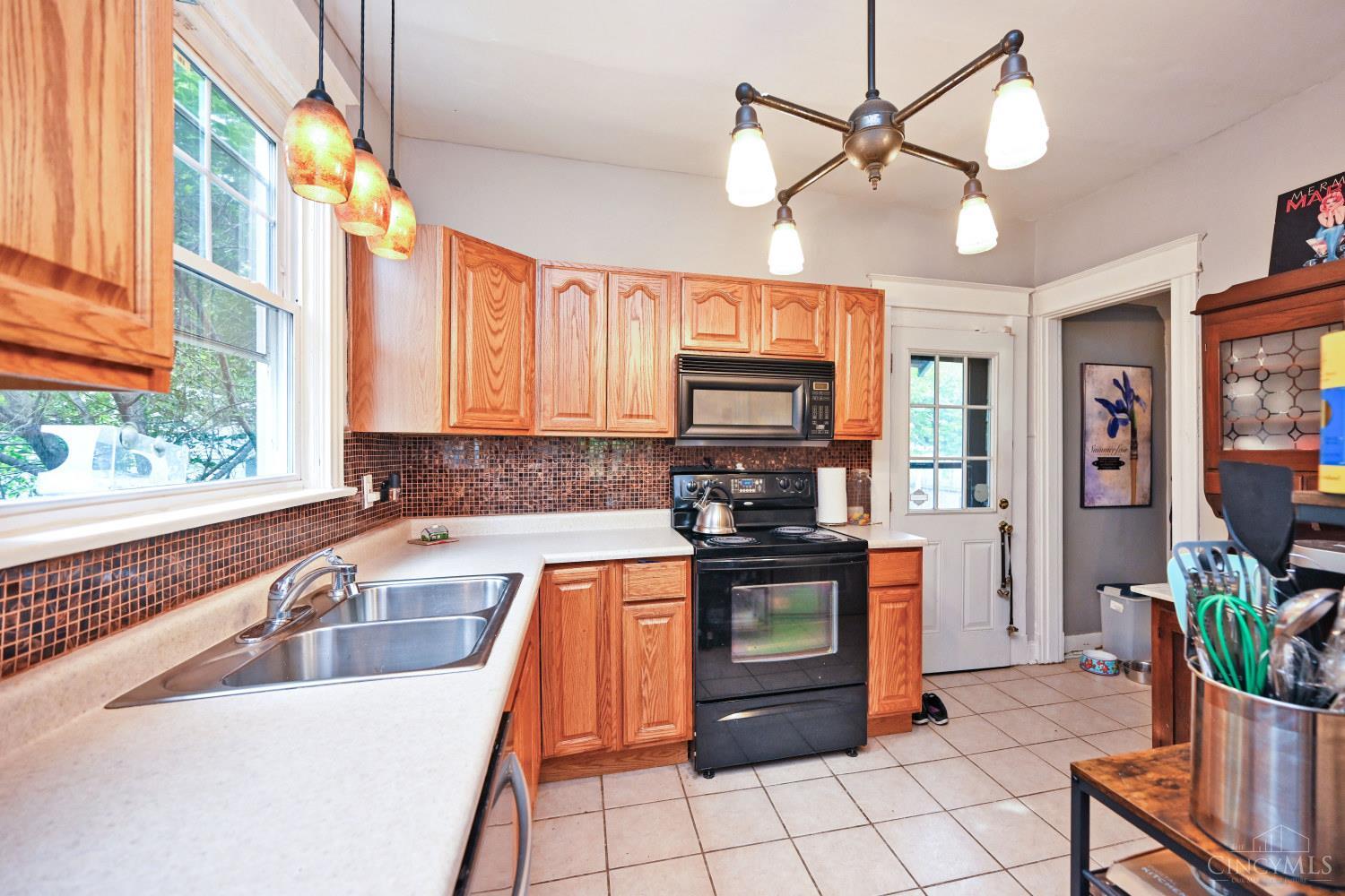 1937 Kinney Avenue, Cincinnati, OH, 45207 — photo 17