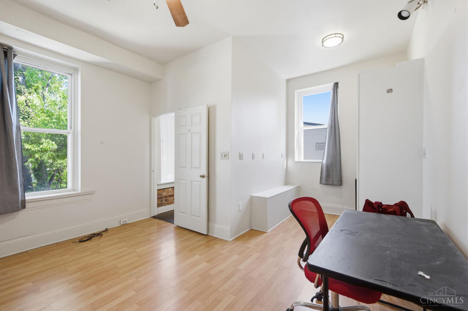 215 Warner Street, Cincinnati, OH, 45219 — photo 70
