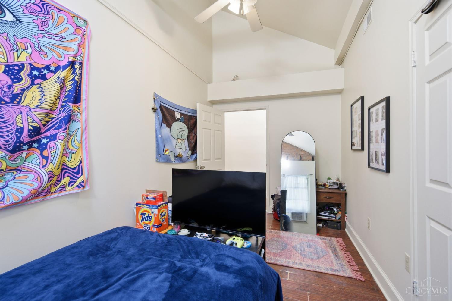215 Warner Street, Cincinnati, OH, 45219 — photo 87