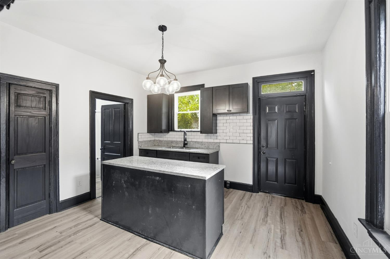 2556 Pleasant Avenue, Hamilton, OH, 45015 — photo 11