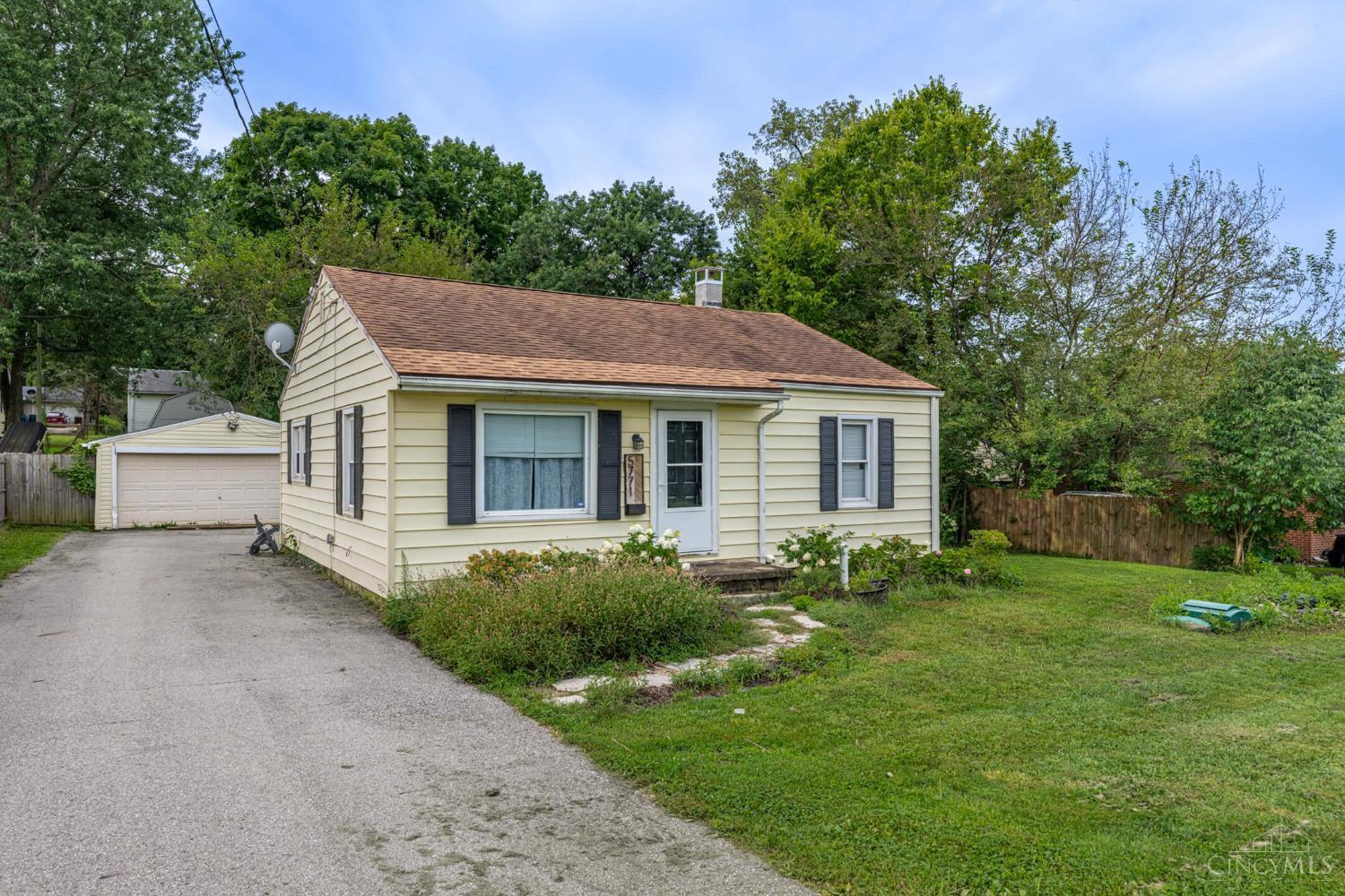 1st image of 5771 Manchester Rd, Franklin Twp, OH 45005 | MLS# 1886647