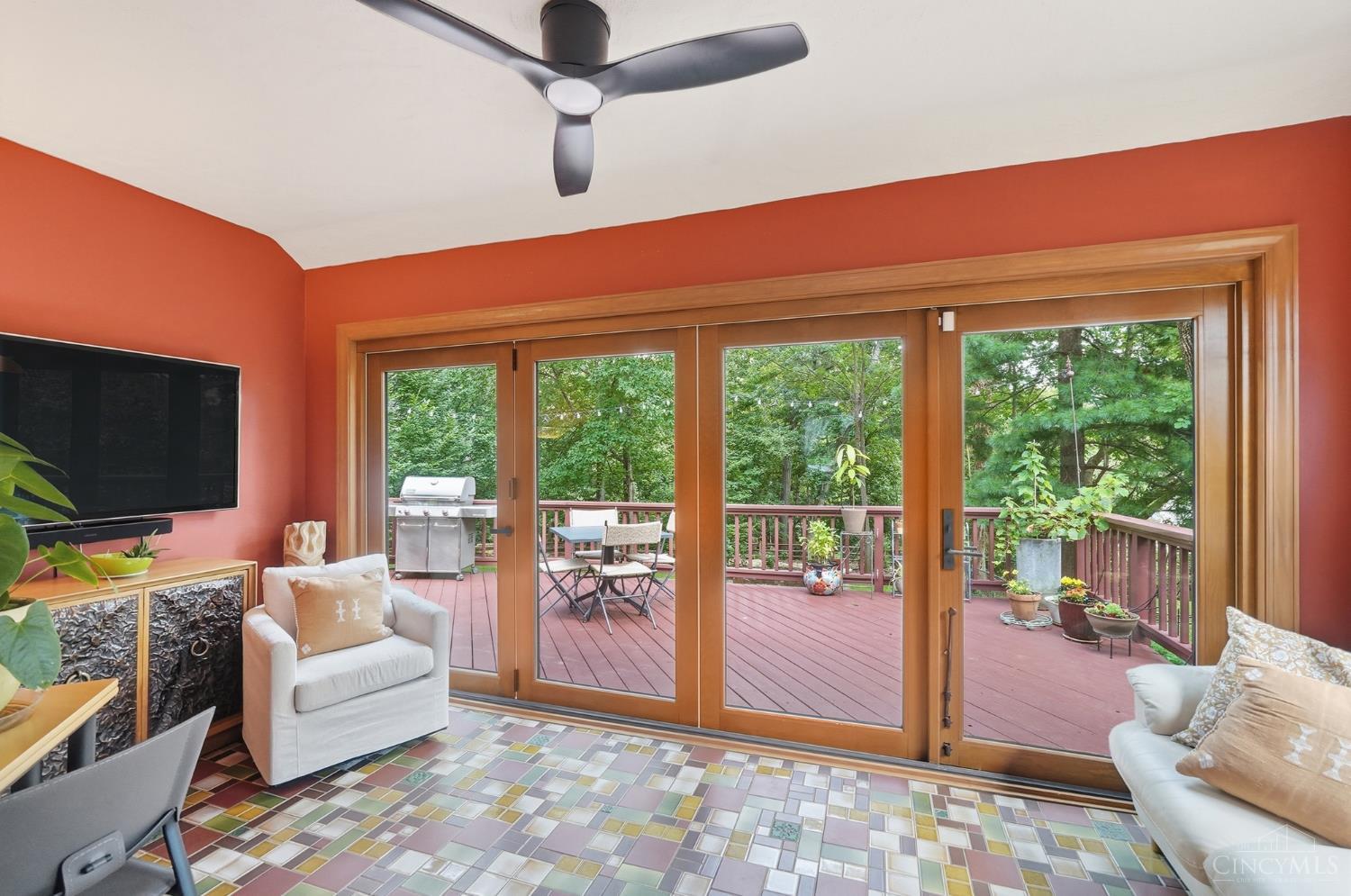 1114 Salisbury Drive