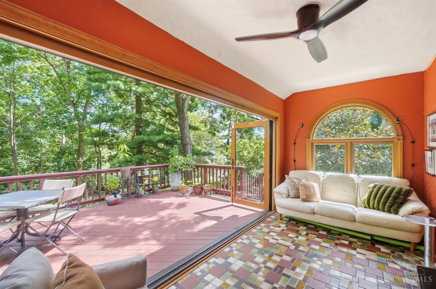 1114 Salisbury Drive
