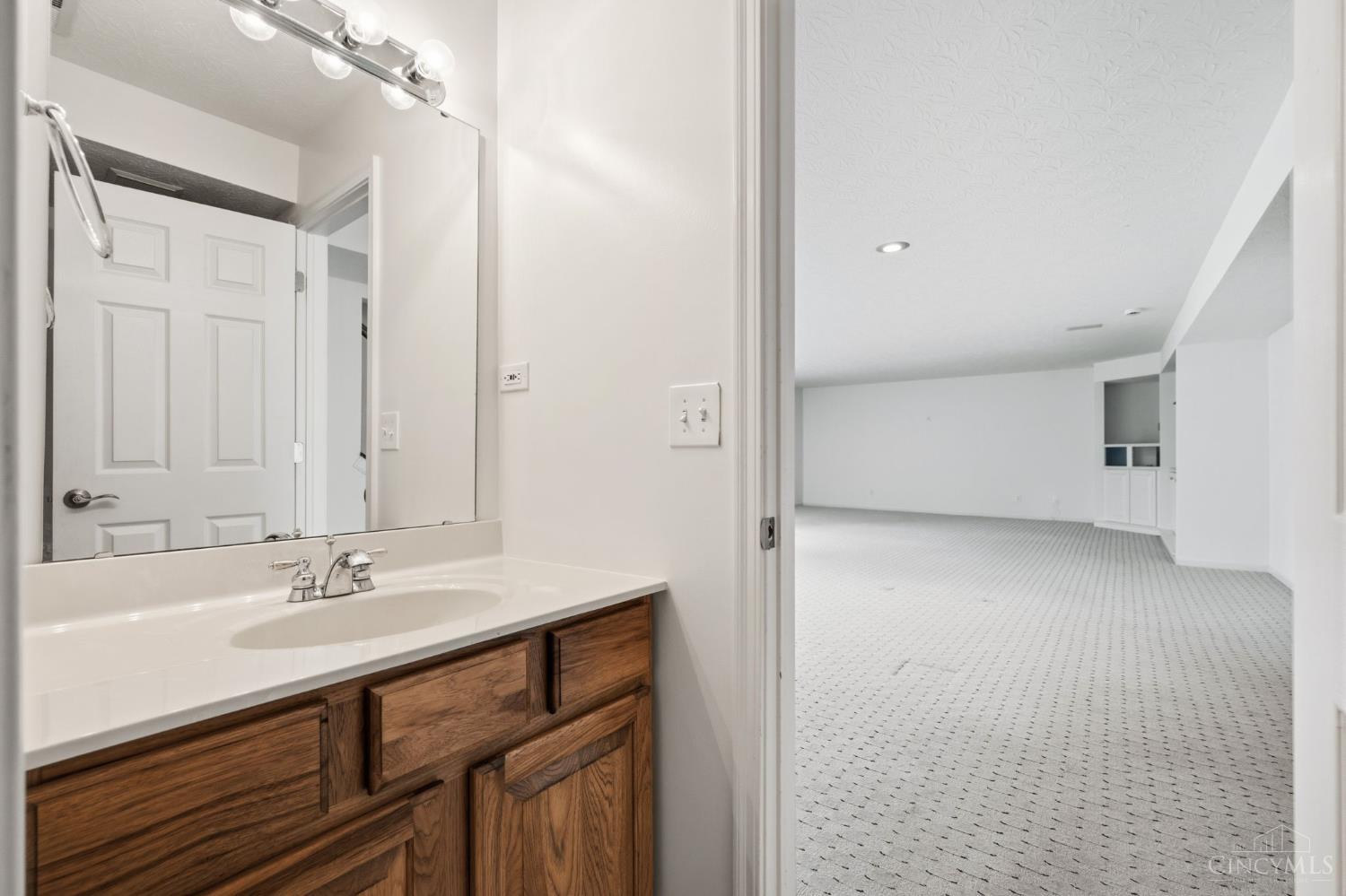 2338 Point View Court, Turtle Creek Twp, OH, 45036 — photo 68