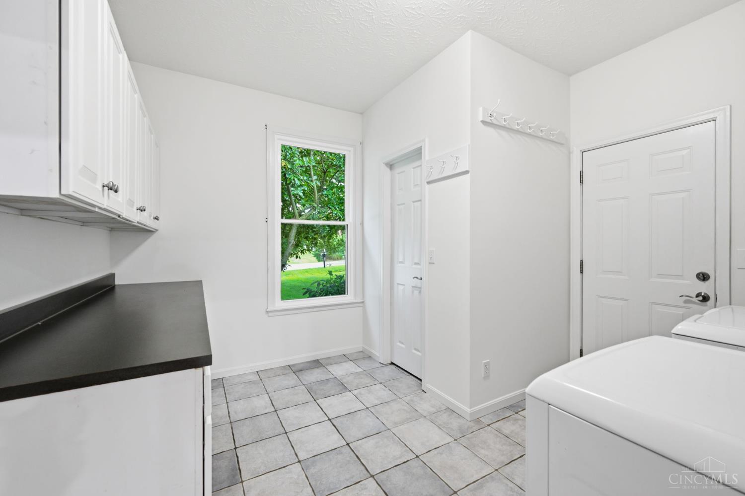 2338 Point View Court, Turtle Creek Twp, OH, 45036 — photo 12