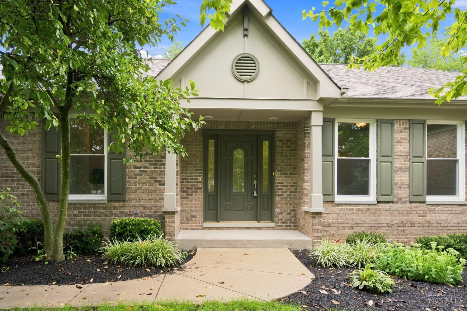 3rd image of 2338 Point View Ct, Turtle Creek Twp, OH 45036 | MLS# 1891277