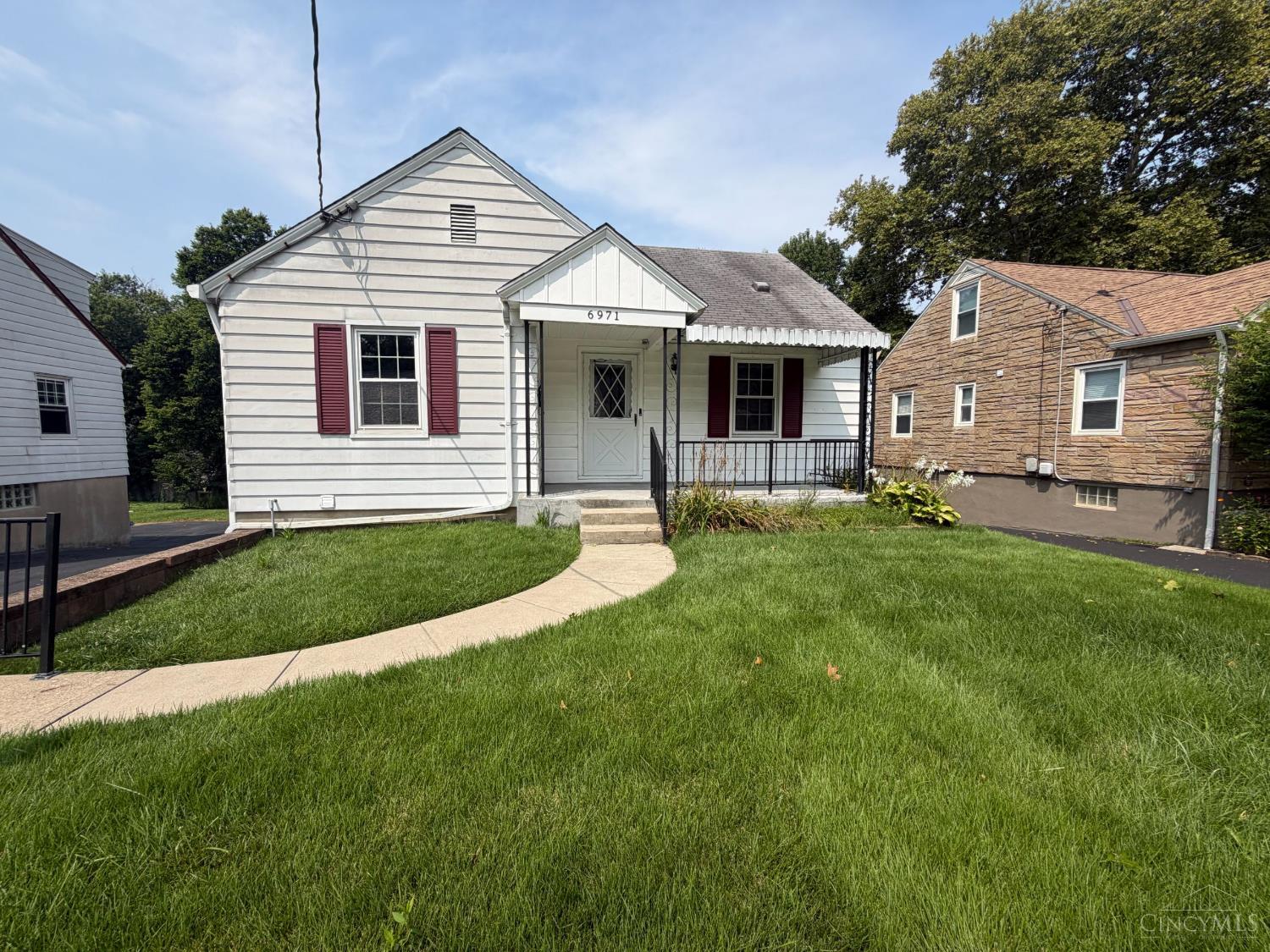 1st image of 6971 Warder Dr, Springfield Twp., OH 45224 | MLS# 1891367