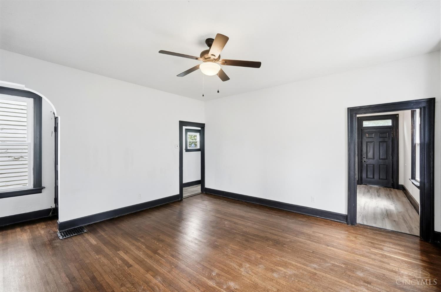 2556 Pleasant Avenue, Hamilton, OH, 45015 — photo 4