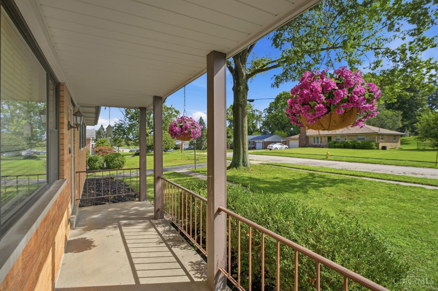 3rd image of 3641 Gailynn Dr, Green Twp, OH 45211 | MLS# 1891289