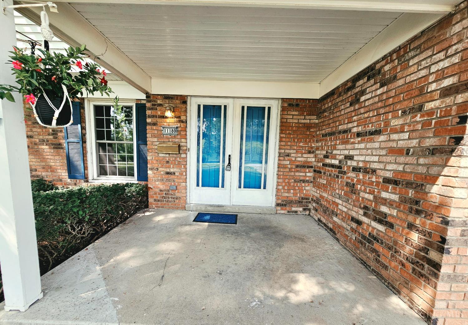 Photo 3 of Single family home for sale at 11180 Lincolnshire Dr, Cincinnati, OH 45240 | MLS# 1890308 | Listing updated on 2026-09-19