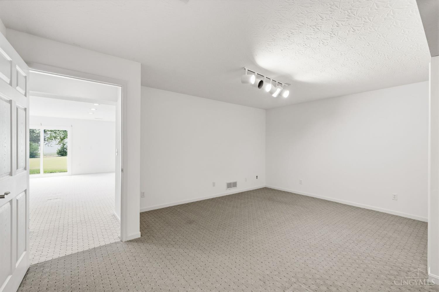 2338 Point View Court, Turtle Creek Twp, OH, 45036 — photo 67