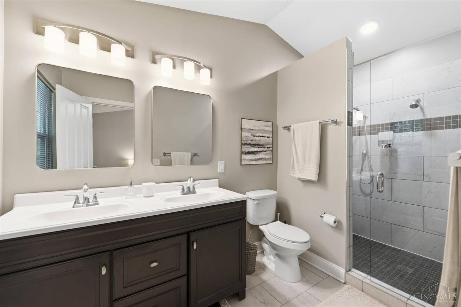 5322 Reserve Circle, Cincinnati, OH, 45230 — photo 24