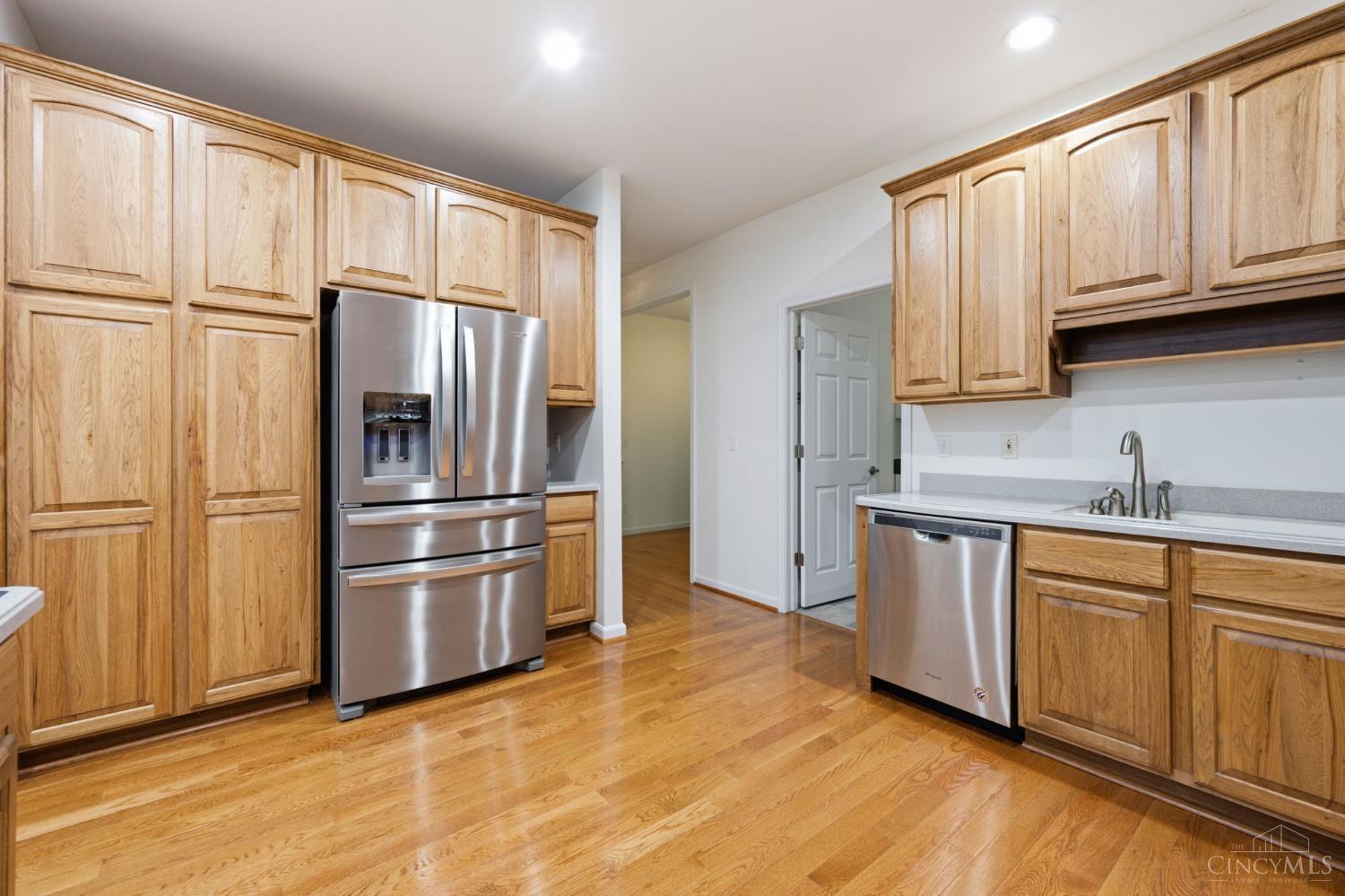 2338 Point View Court, Turtle Creek Twp, OH, 45036 — photo 9