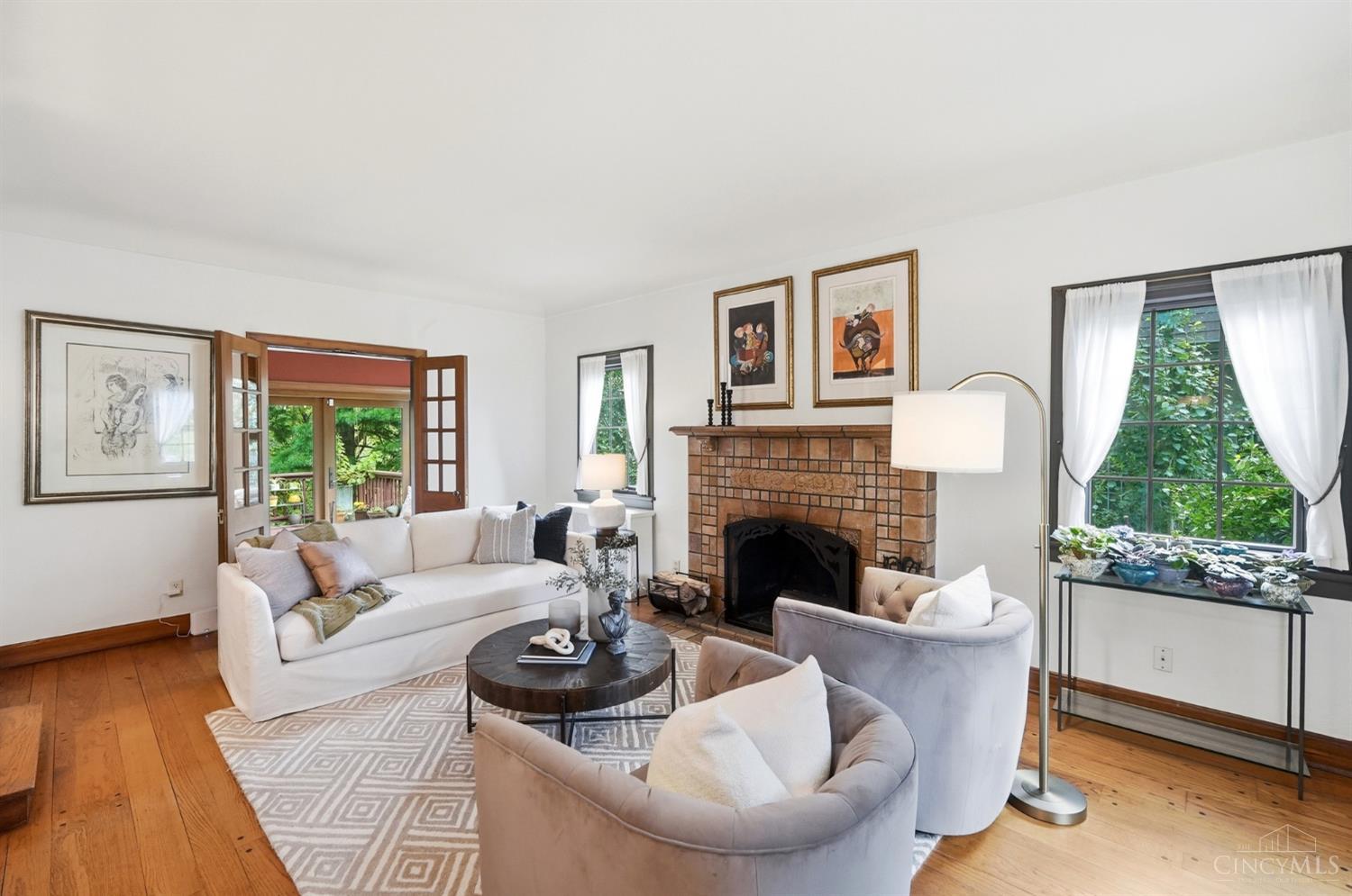 1114 Salisbury Drive