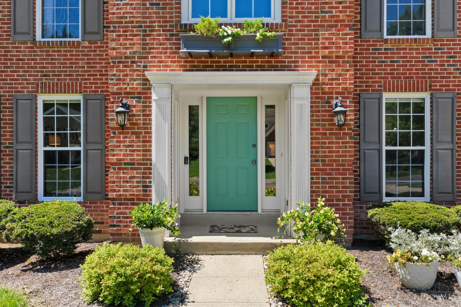3rd image of 995 Nottingham Dr, Anderson Twp, OH 45255 | MLS# 1891260