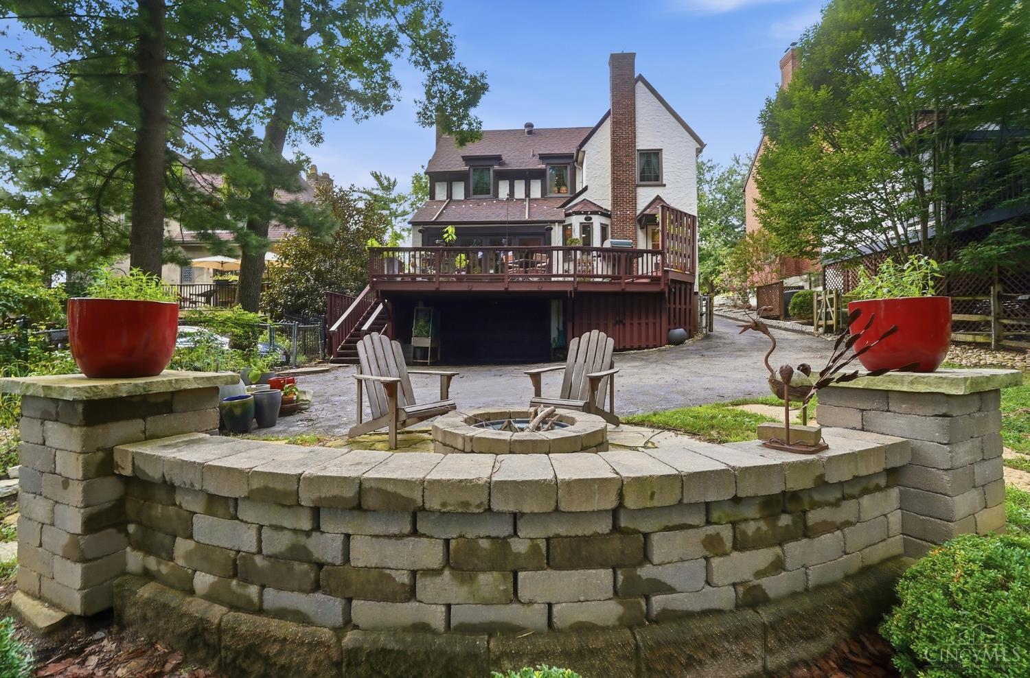 1114 Salisbury Drive