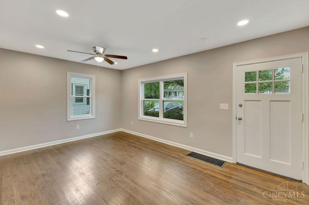4th image of 253 Ohio Ave, Reading, OH 45215 | MLS# 1891301