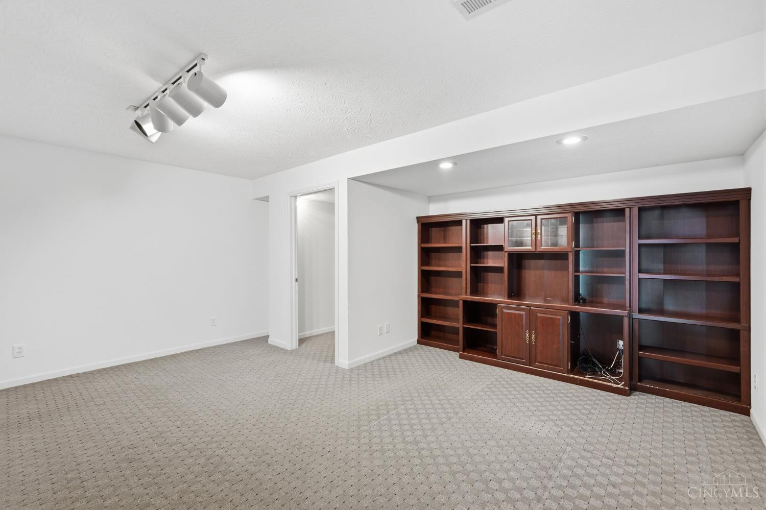 2338 Point View Court, Turtle Creek Twp, OH, 45036 — photo 65