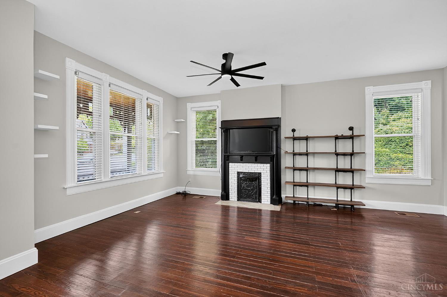 1586 Spring Lawn Avenue, Cincinnati, OH, 45223 — photo 14