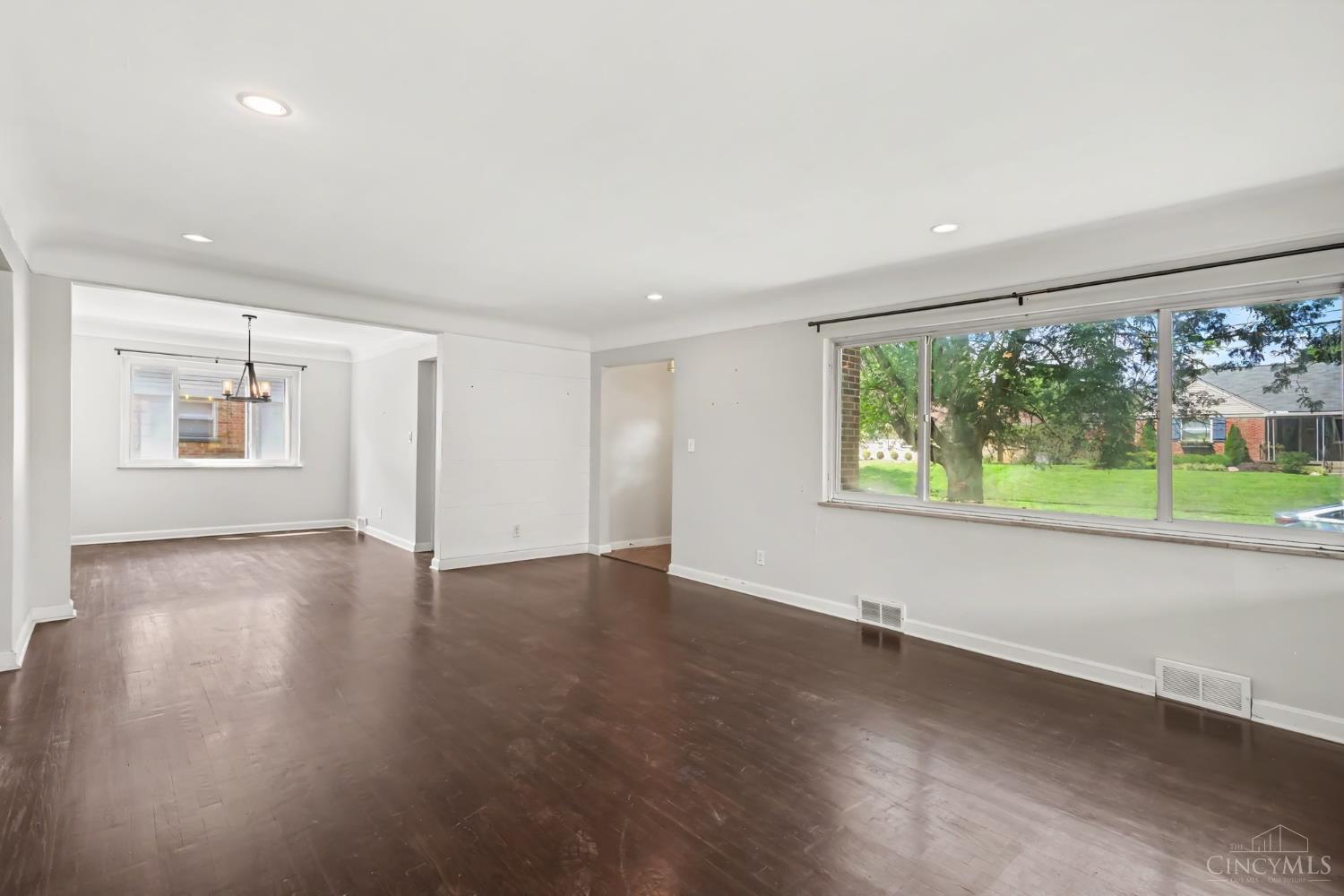 2668 Bonnie Drive, Cincinnati, OH, 45230 — photo 12