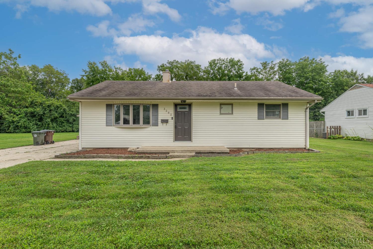 1st image of 3382 Valley Wood Dr, Kettering, OH 45429 | MLS# 1891389