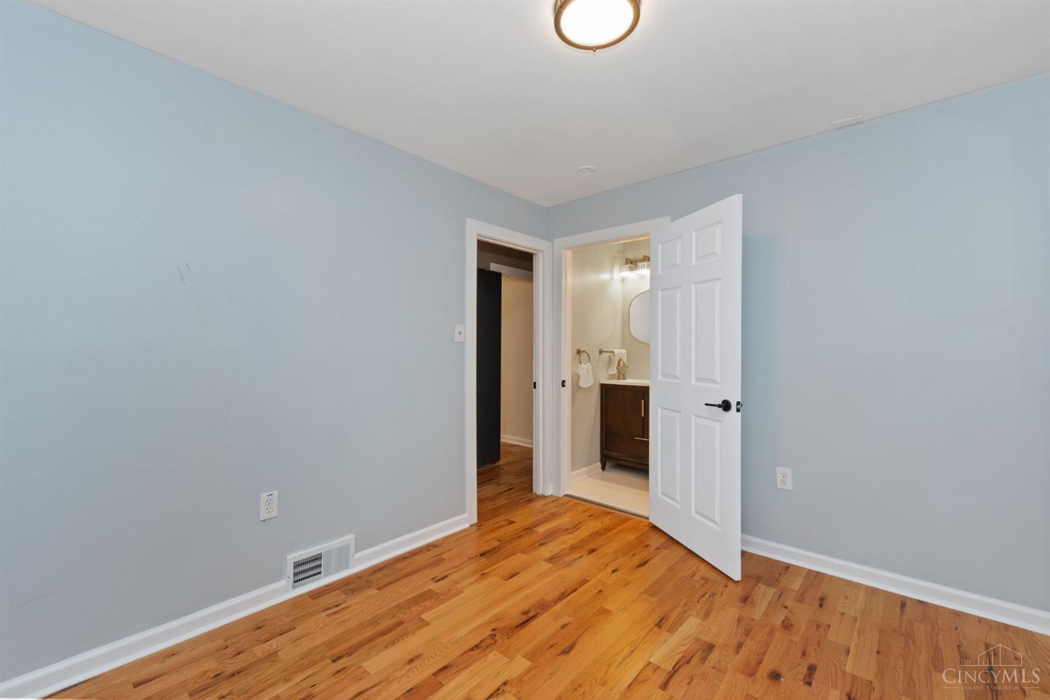 5018 Ravenna Street, Cincinnati, OH, 45227 — photo 22
